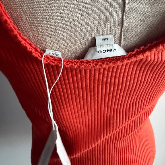 Vince Ribbed Tank Size Medium - Picture 4 of 7